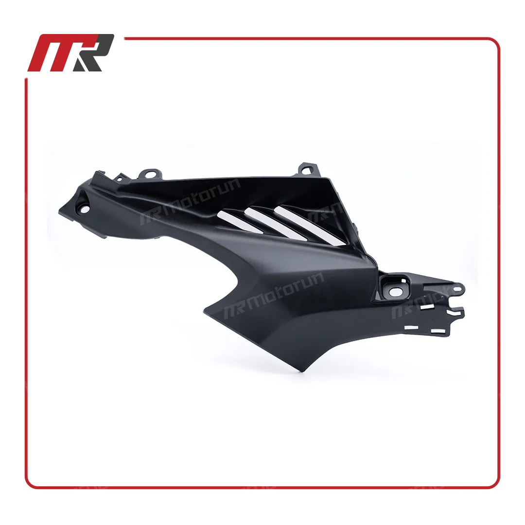 فلاپ کنار باک چپ R15 2022-2025 مشکی BDJF117V00P2 فلاپ کنار باک چپ R15 2022-2025 مشکی